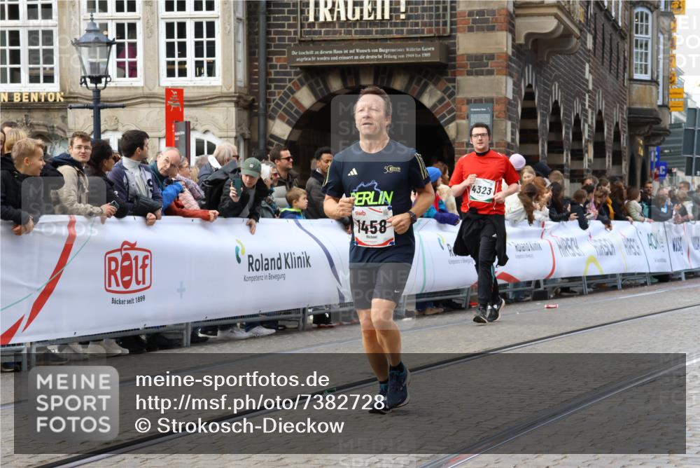 06.10.2024 - 19. swb-Marathon Bremen Strokosch-Dieckow http://msf.ph/oto/7382728 06.10.2024 14:10:52 Ziel 455, 463, 787, 845, 1458, 4139, 4323, 4537, 5711, 5931 meine-sportfotos.de