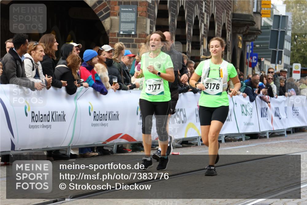 06.10.2024 - 19. swb-Marathon Bremen Strokosch-Dieckow http://msf.ph/oto/7383776 06.10.2024 14:11:33 Ziel 920, 2905, 2924, 3176, 3177, 4450, 5472 meine-sportfotos.de