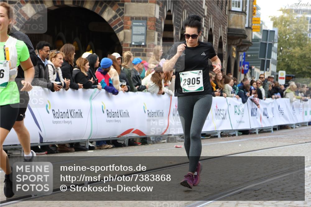 06.10.2024 - 19. swb-Marathon Bremen Strokosch-Dieckow http://msf.ph/oto/7383868 06.10.2024 14:11:35 Ziel 920, 2905, 2924, 3176, 3177, 4450, 5193, 5472 meine-sportfotos.de