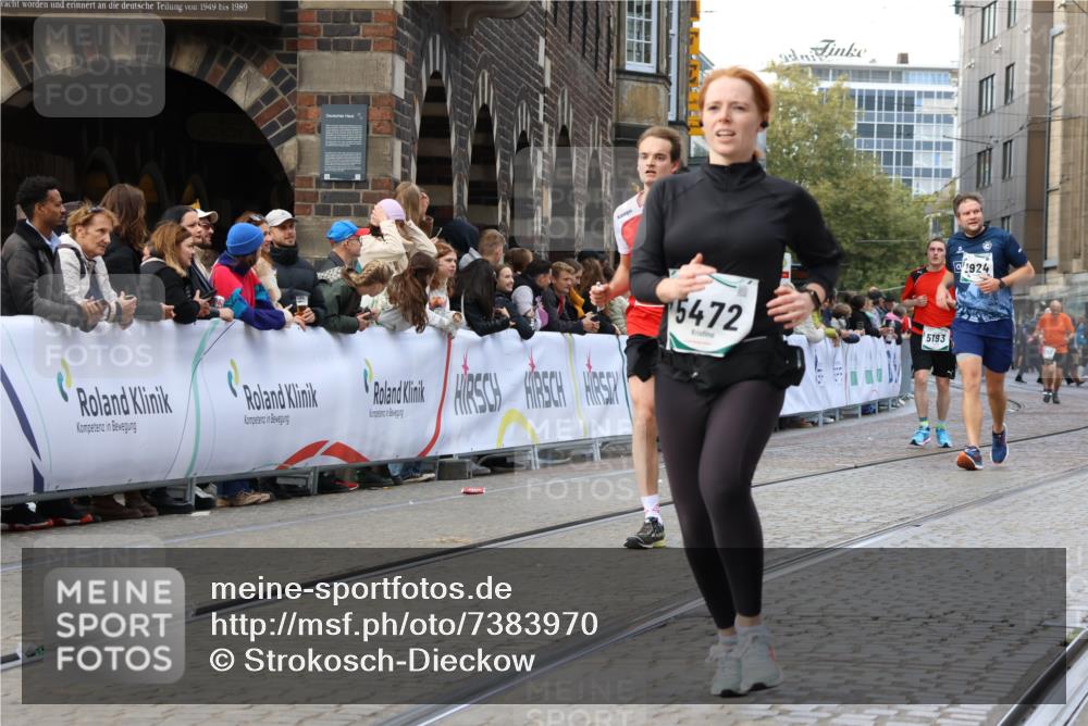 06.10.2024 - 19. swb-Marathon Bremen Strokosch-Dieckow http://msf.ph/oto/7383970 06.10.2024 14:11:39 Ziel 920, 2905, 2924, 3176, 3177, 4450, 5193, 5472, 6138 meine-sportfotos.de