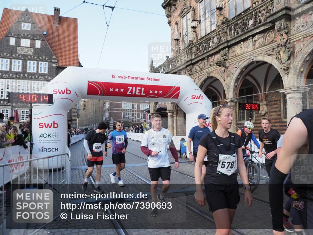 06.10.2024 - 19. swb-Marathon Bremen Luisa Fischer http://msf.ph/oto/7390693 06.10.2024 14:00:14 Ziel 80, 406, 811, 1061, 1282, 1386, 3088, 3119, 3992, 4913, 5787, 6790, 6821 meine-sportfotos.de