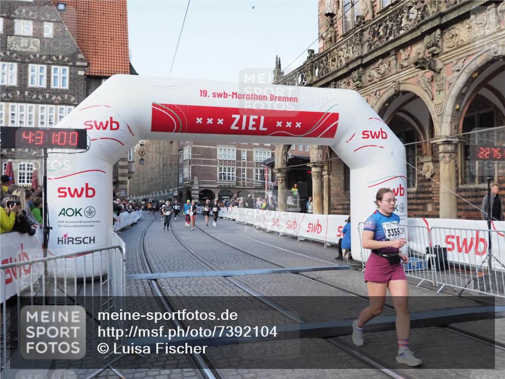 06.10.2024 - 19. swb-Marathon Bremen Luisa Fischer http://msf.ph/oto/7392104 06.10.2024 14:01:00 Ziel 765, 2789, 3355, 4627, 4650, 5347 meine-sportfotos.de