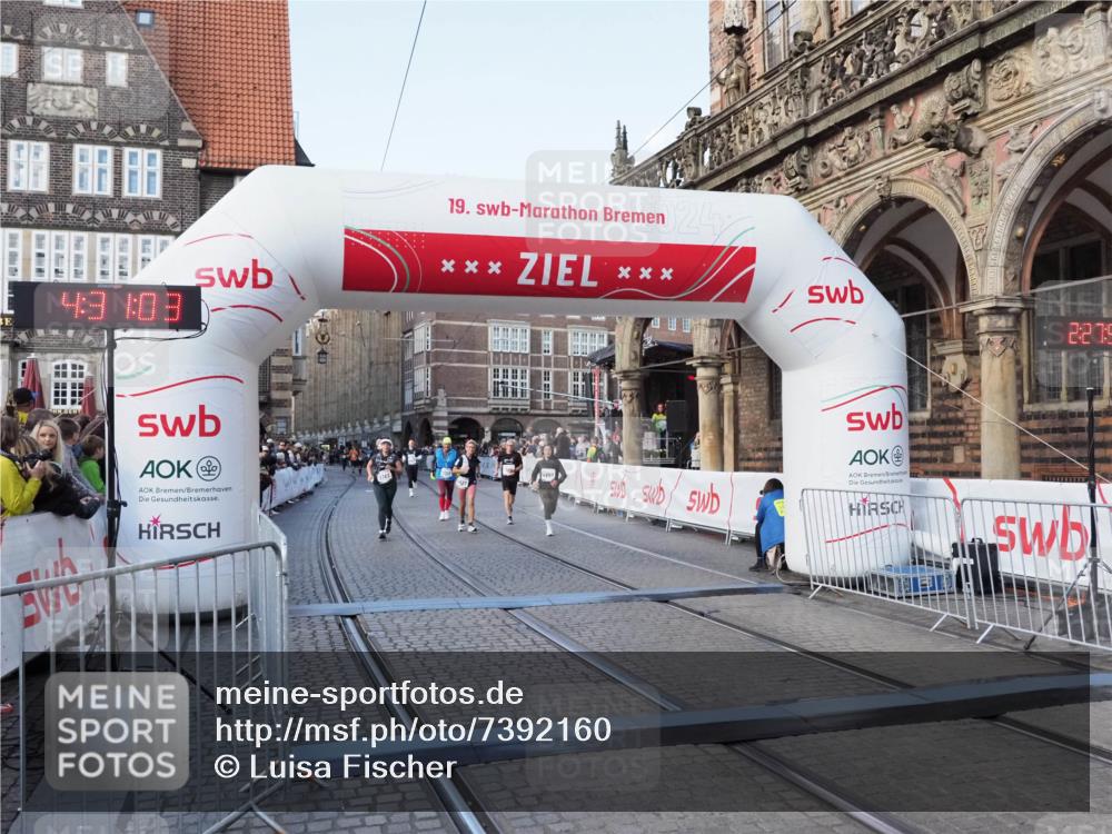 06.10.2024 - 19. swb-Marathon Bremen Luisa Fischer http://msf.ph/oto/7392160 06.10.2024 14:01:03 Ziel 719, 765, 2789, 3312, 3355, 4627, 4650 meine-sportfotos.de