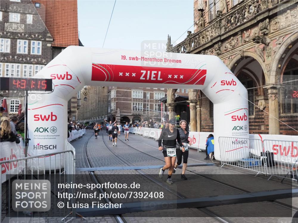 06.10.2024 - 19. swb-Marathon Bremen Luisa Fischer http://msf.ph/oto/7392408 06.10.2024 14:01:15 Ziel 832, 2047, 2760, 3695, 3749, 3877, 4060, 5417 meine-sportfotos.de