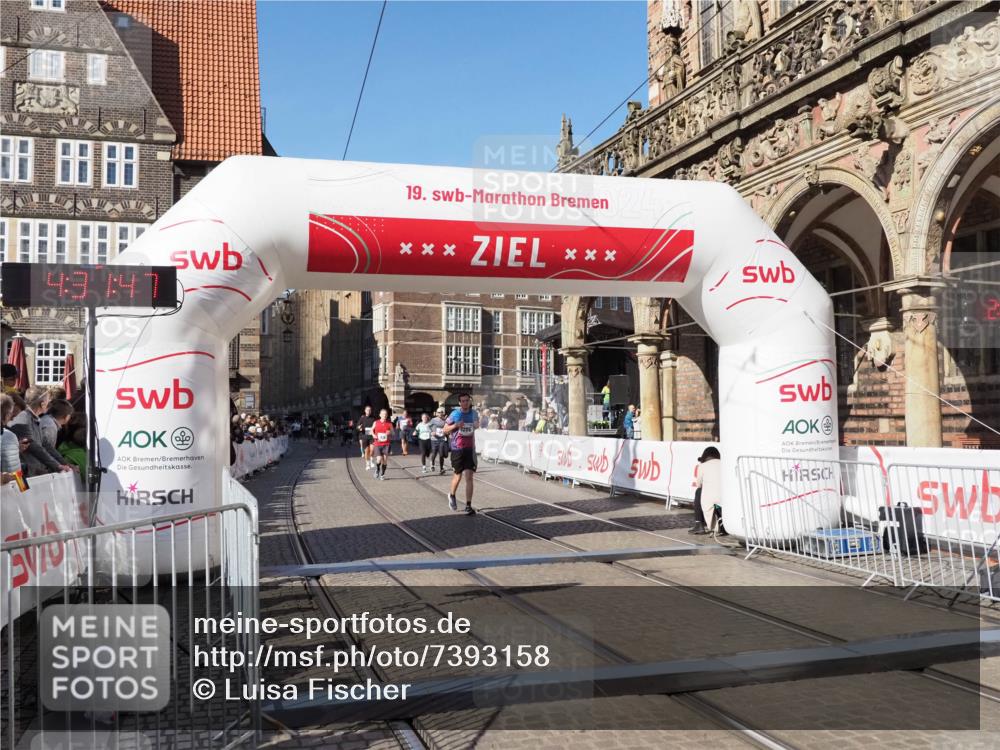 06.10.2024 - 19. swb-Marathon Bremen Luisa Fischer http://msf.ph/oto/7393158 06.10.2024 14:01:47 Ziel 1205, 1616, 2570, 2717, 3085, 4483, 6267 meine-sportfotos.de