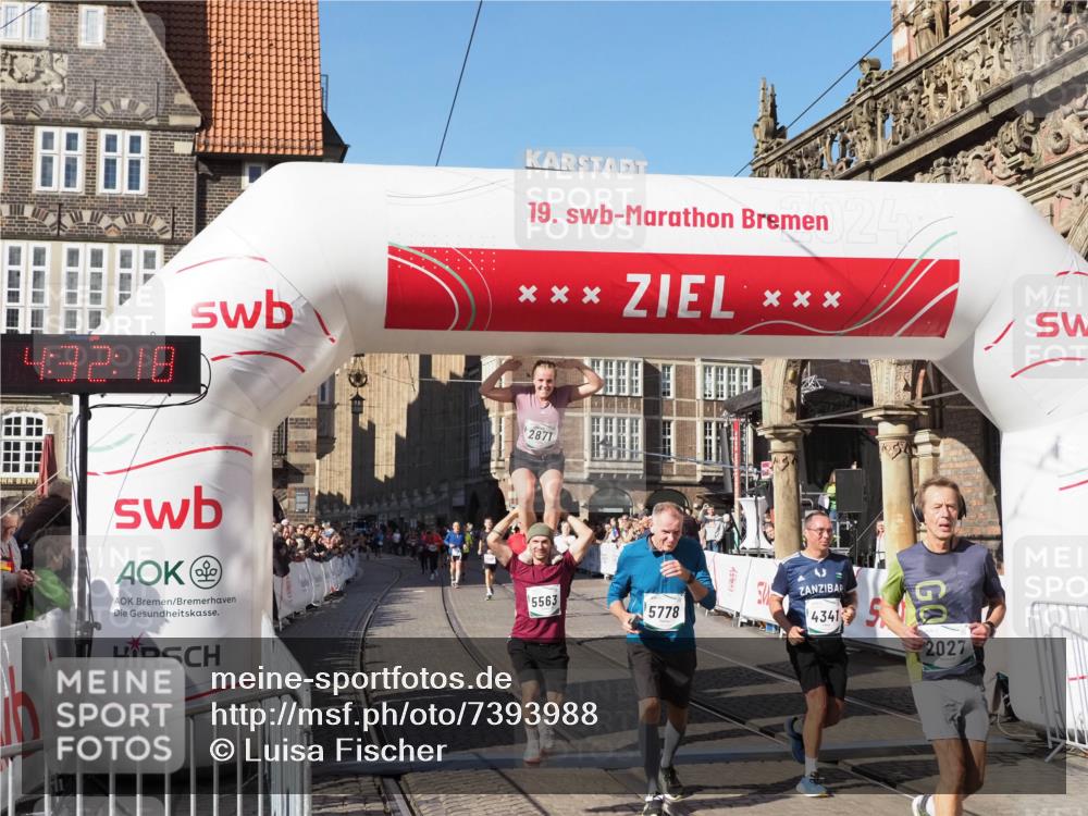 06.10.2024 - 19. swb-Marathon Bremen Luisa Fischer http://msf.ph/oto/7393988 06.10.2024 14:02:18 Ziel 311, 974, 2027, 3742, 4086, 4341, 4343, 4746, 5563, 5778, 6291 meine-sportfotos.de