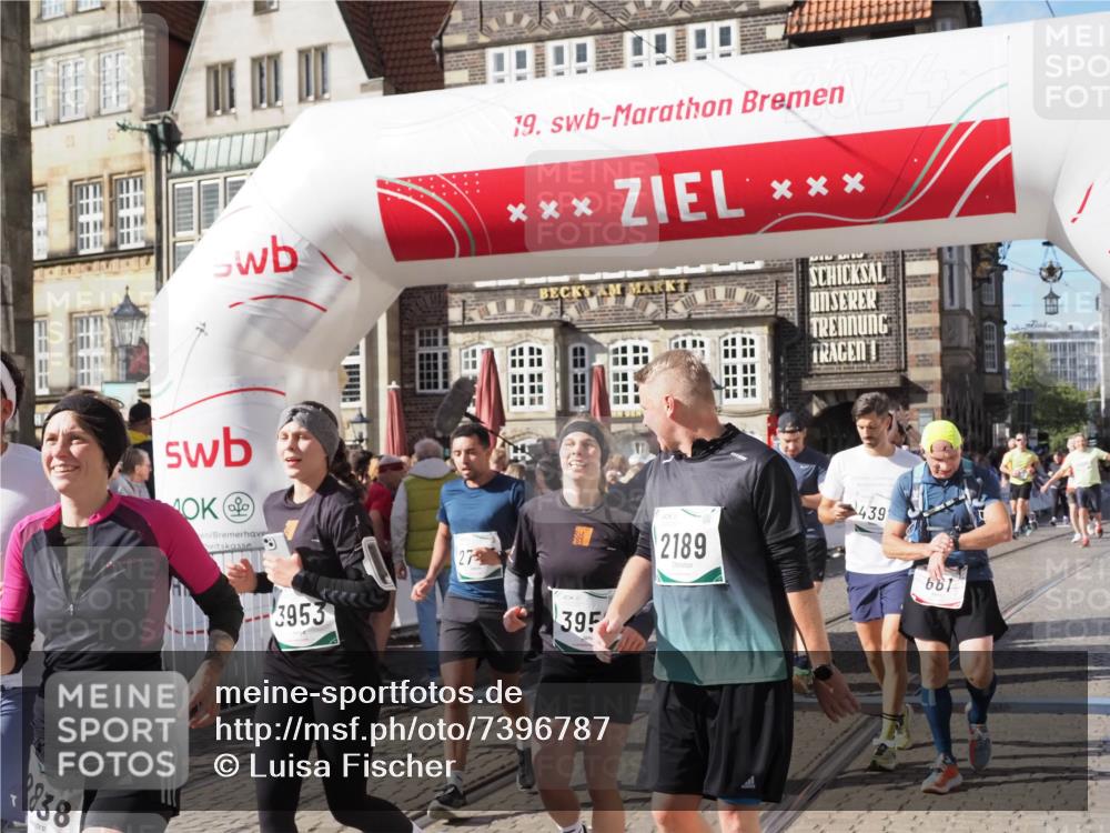 06.10.2024 - 19. swb-Marathon Bremen Luisa Fischer http://msf.ph/oto/7396787 06.10.2024 14:04:17 Ziel 467, 661, 1214, 2189, 2352, 2612, 2745, 2766, 2838, 3741, 3952, 3953, 4392, 4544, 4720, 5206, 6485 meine-sportfotos.de