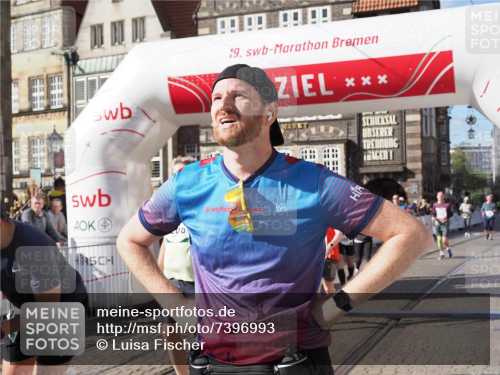06.10.2024 - 19. swb-Marathon Bremen Luisa Fischer http://msf.ph/oto/7396993 06.10.2024 14:04:26 Ziel 792, 1034, 2387, 2766, 3964, 5206, 5680, 6485 meine-sportfotos.de
