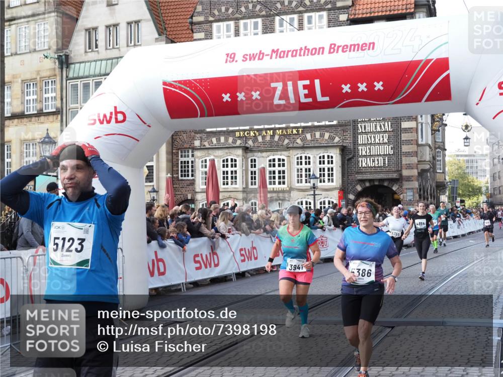 06.10.2024 - 19. swb-Marathon Bremen Luisa Fischer http://msf.ph/oto/7398198 06.10.2024 14:05:13 Ziel 725, 1614, 1667, 3941, 4282, 4954, 5280, 5355, 5386, 6122 meine-sportfotos.de