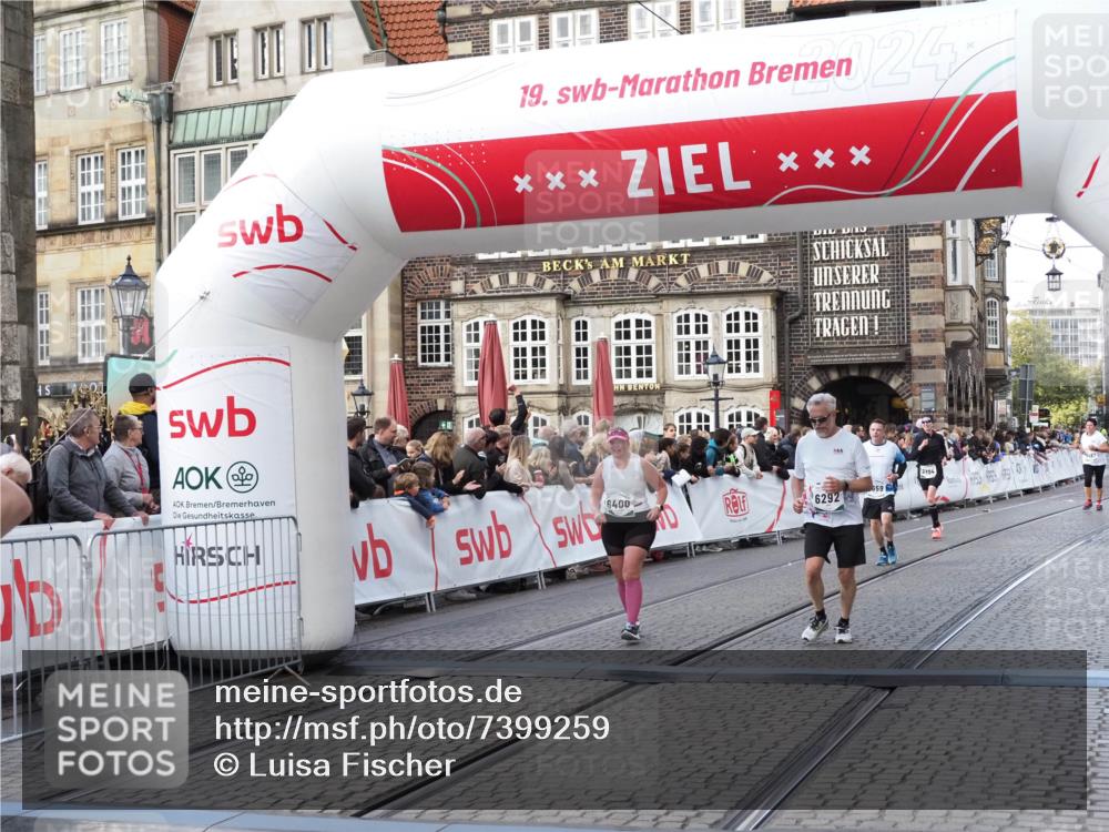 06.10.2024 - 19. swb-Marathon Bremen Luisa Fischer http://msf.ph/oto/7399259 06.10.2024 14:05:54 Ziel 968, 1143, 1424, 2659, 2704, 6292, 6400 meine-sportfotos.de