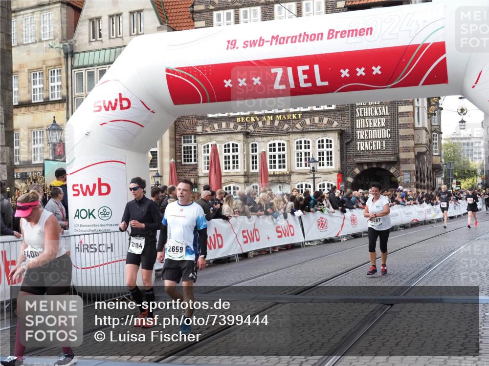 06.10.2024 - 19. swb-Marathon Bremen Luisa Fischer http://msf.ph/oto/7399444 06.10.2024 14:06:00 Ziel 683, 2659, 2704, 3020, 5467, 6292, 6400 meine-sportfotos.de