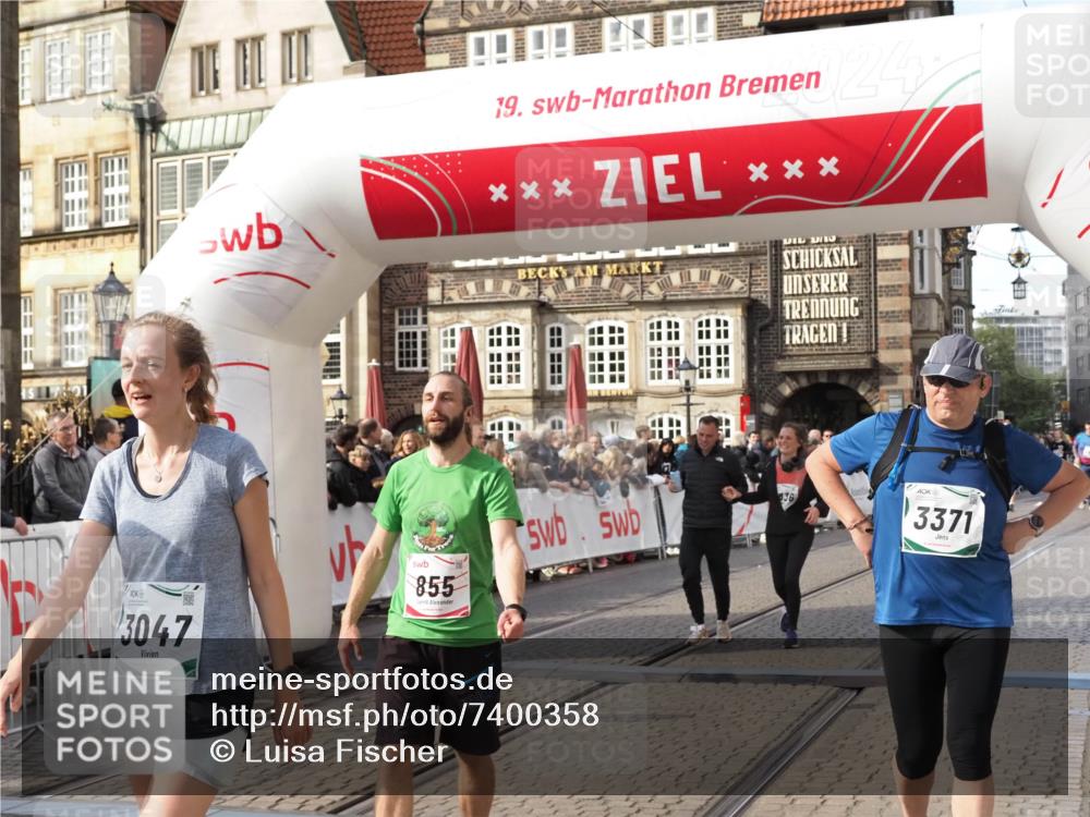 06.10.2024 - 19. swb-Marathon Bremen Luisa Fischer http://msf.ph/oto/7400358 06.10.2024 14:06:33 Ziel 855, 1285, 2642, 3371, 3568, 4818, 5836 meine-sportfotos.de