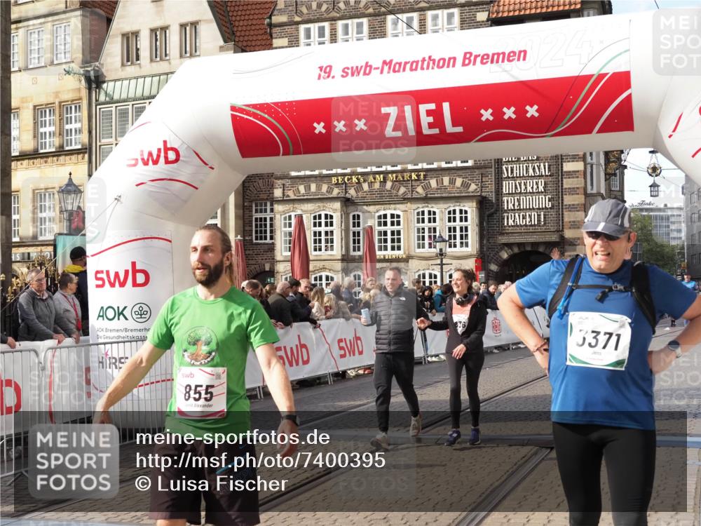 06.10.2024 - 19. swb-Marathon Bremen Luisa Fischer http://msf.ph/oto/7400395 06.10.2024 14:06:34 Ziel 855, 1285, 2642, 3371, 3568, 5836 meine-sportfotos.de