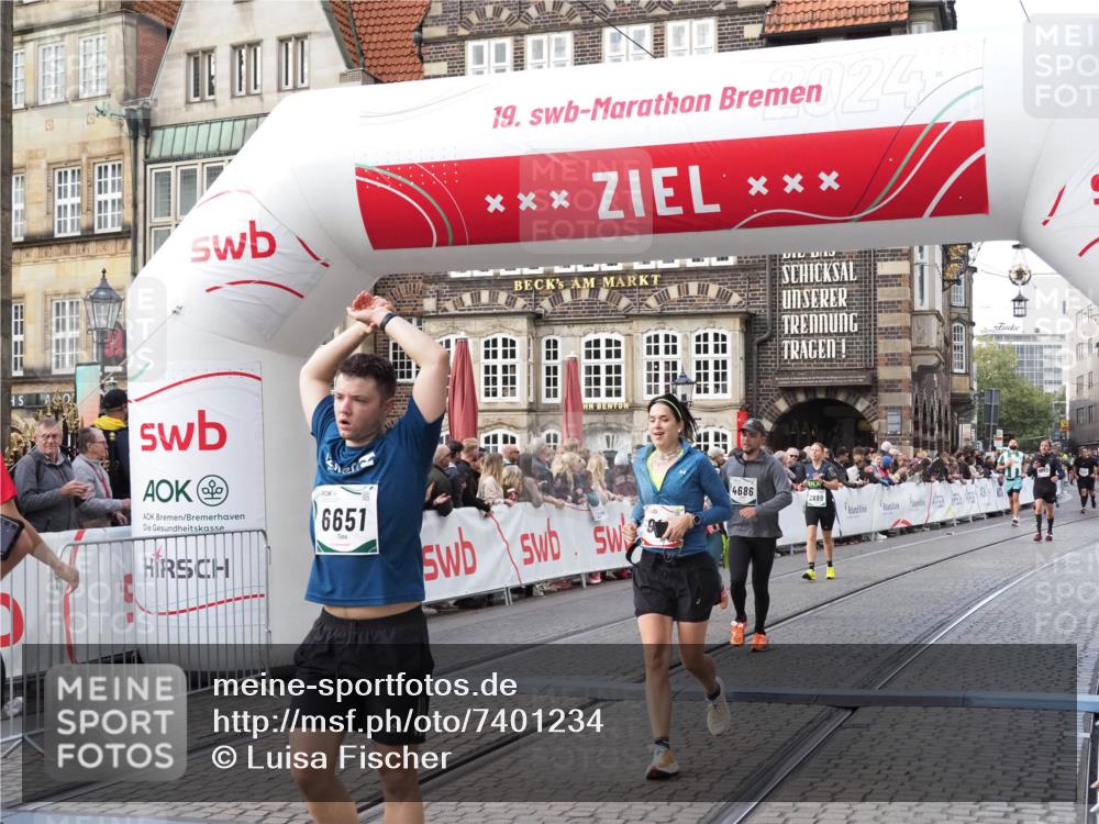 06.10.2024 - 19. swb-Marathon Bremen Luisa Fischer http://msf.ph/oto/7401234 06.10.2024 14:06:54 Ziel 960, 2889, 3595, 3619, 4686, 5237, 6651 meine-sportfotos.de