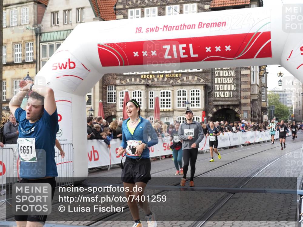 06.10.2024 - 19. swb-Marathon Bremen Luisa Fischer http://msf.ph/oto/7401259 06.10.2024 14:06:55 Ziel 960, 1052, 2889, 3595, 3619, 4686, 5237, 6651 meine-sportfotos.de
