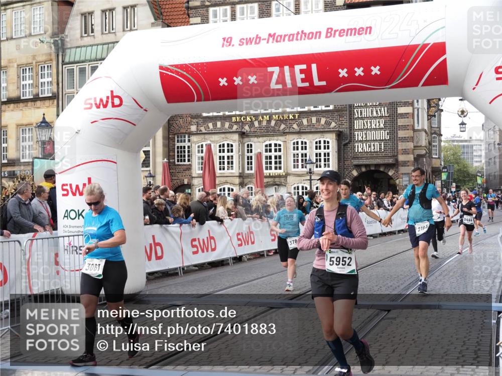 06.10.2024 - 19. swb-Marathon Bremen Luisa Fischer http://msf.ph/oto/7401883 06.10.2024 14:07:19 Ziel 325, 2193, 2250, 3061, 3302, 3784, 5279, 5444, 5952, 6532 meine-sportfotos.de