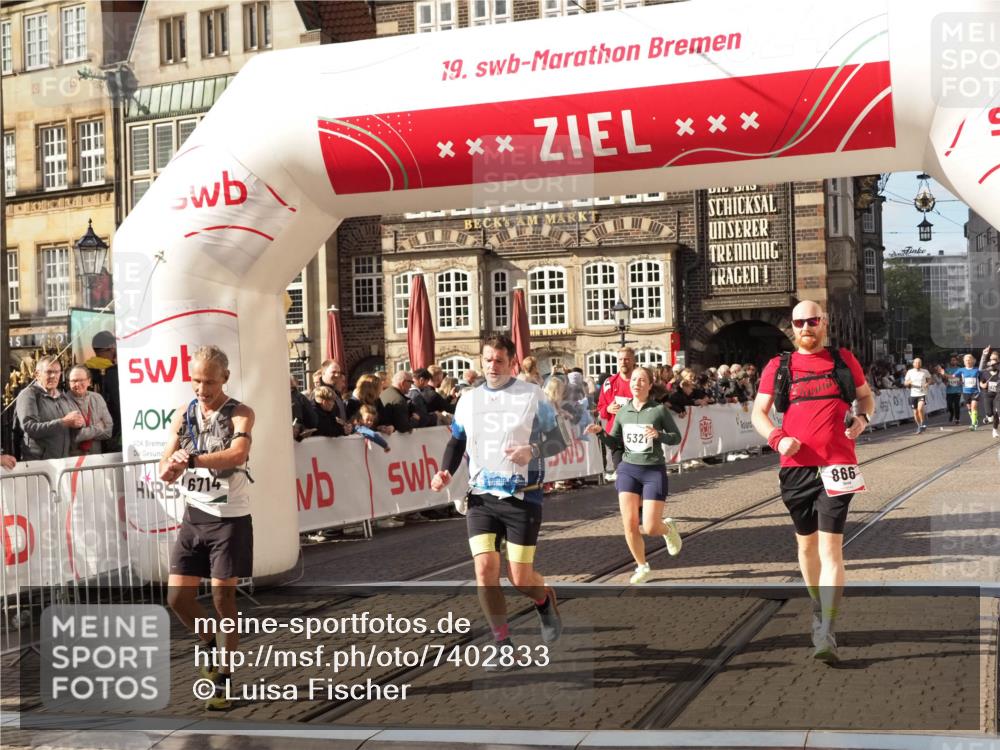 06.10.2024 - 19. swb-Marathon Bremen Luisa Fischer http://msf.ph/oto/7402833 06.10.2024 14:07:54 Ziel 866, 3118, 4459, 4513, 5249, 5321, 6714 meine-sportfotos.de