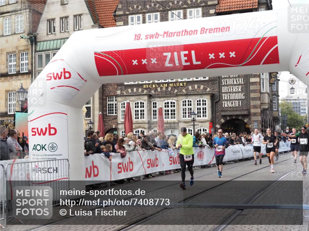 06.10.2024 - 19. swb-Marathon Bremen Luisa Fischer http://msf.ph/oto/7408773 06.10.2024 14:10:22 Ziel 284, 679, 2798, 5200, 6134 meine-sportfotos.de