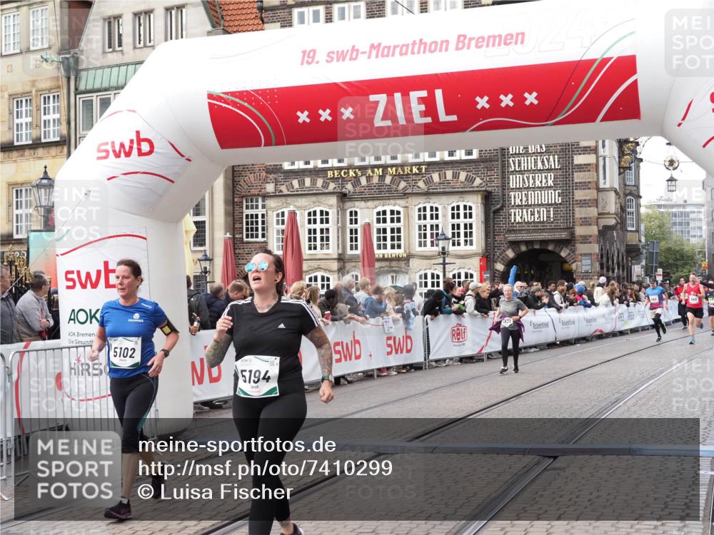 06.10.2024 - 19. swb-Marathon Bremen Luisa Fischer http://msf.ph/oto/7410299 06.10.2024 14:10:48 Ziel 455, 463, 845, 2211, 5102, 5194, 5931, 6614 meine-sportfotos.de