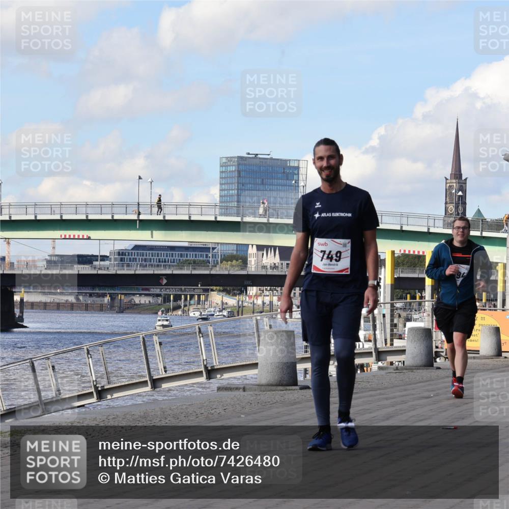 06.10.2024 - 19. swb-Marathon Bremen Matties Gatica Varas http://msf.ph/oto/7426480 06.10.2024 13:54:14 Laufen 749, 94 meine-sportfotos.de