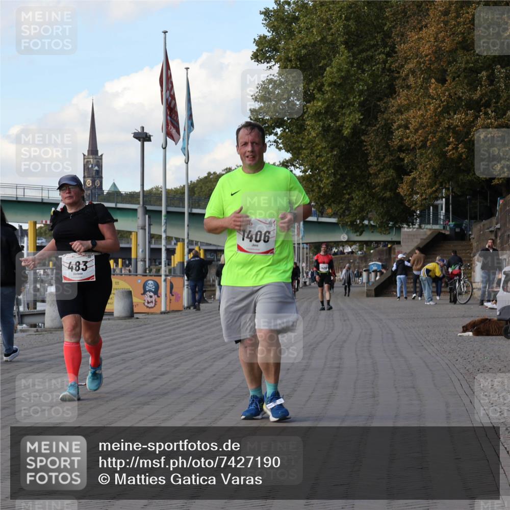 06.10.2024 - 19. swb-Marathon Bremen Matties Gatica Varas http://msf.ph/oto/7427190 06.10.2024 13:56:05 Laufen 483, 1406 meine-sportfotos.de