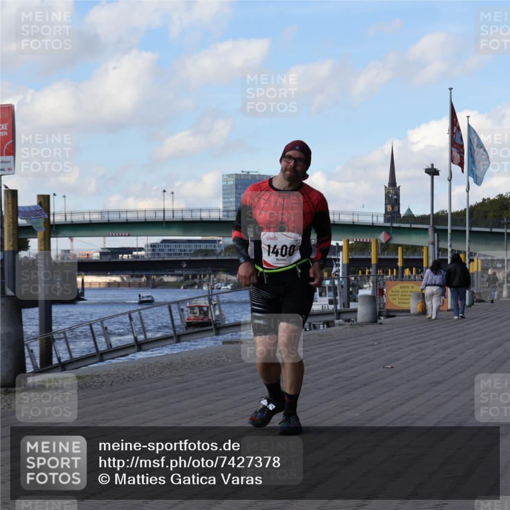 06.10.2024 - 19. swb-Marathon Bremen Matties Gatica Varas http://msf.ph/oto/7427378 06.10.2024 13:56:31 Laufen 2024, 1400 meine-sportfotos.de
