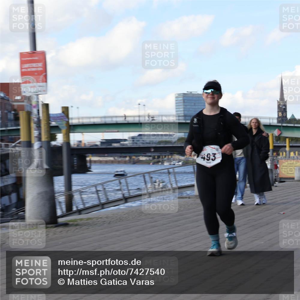 06.10.2024 - 19. swb-Marathon Bremen Matties Gatica Varas http://msf.ph/oto/7427540 06.10.2024 13:56:57 Laufen 493 meine-sportfotos.de