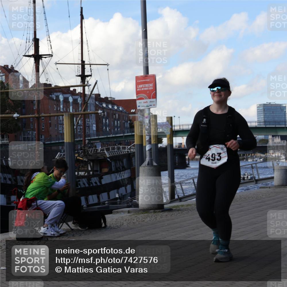 06.10.2024 - 19. swb-Marathon Bremen Matties Gatica Varas http://msf.ph/oto/7427576 06.10.2024 13:56:58 Laufen 2004, 493 meine-sportfotos.de