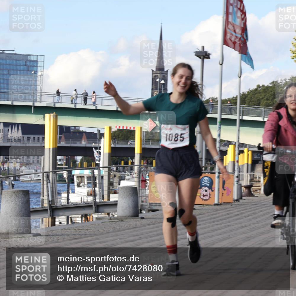 06.10.2024 - 19. swb-Marathon Bremen Matties Gatica Varas http://msf.ph/oto/7428080 06.10.2024 13:59:35 Laufen 1085 meine-sportfotos.de