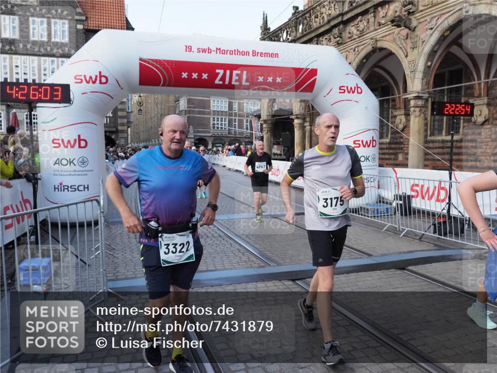 06.10.2024 - 19. swb-Marathon Bremen Luisa Fischer http://msf.ph/oto/7431879 06.10.2024 13:56:03 Ziel 289, 854, 945, 2131, 2168, 2580, 3175, 3322, 4247, 4401, 4402, 5849, 6074 meine-sportfotos.de
