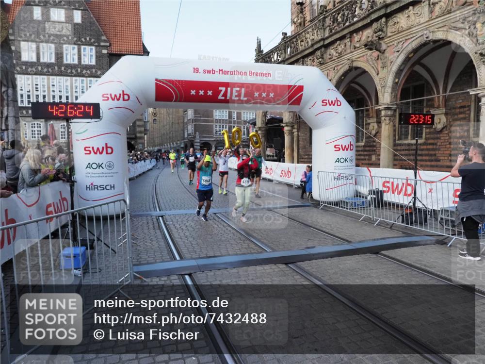 06.10.2024 - 19. swb-Marathon Bremen Luisa Fischer http://msf.ph/oto/7432488 06.10.2024 13:56:24 Ziel 573, 1177, 1253, 2721, 4310, 5948 meine-sportfotos.de