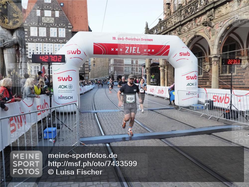 06.10.2024 - 19. swb-Marathon Bremen Luisa Fischer http://msf.ph/oto/7433599 06.10.2024 13:57:02 Ziel 611, 1176, 2173, 4527, 5413, 6159 meine-sportfotos.de