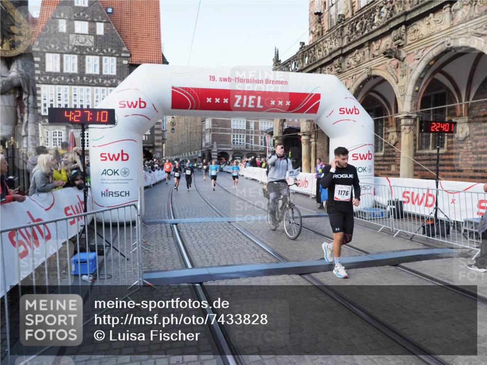 06.10.2024 - 19. swb-Marathon Bremen Luisa Fischer http://msf.ph/oto/7433828 06.10.2024 13:57:10 Ziel 461, 1176, 2447, 4527, 5267, 5973, 6311, 6531 meine-sportfotos.de