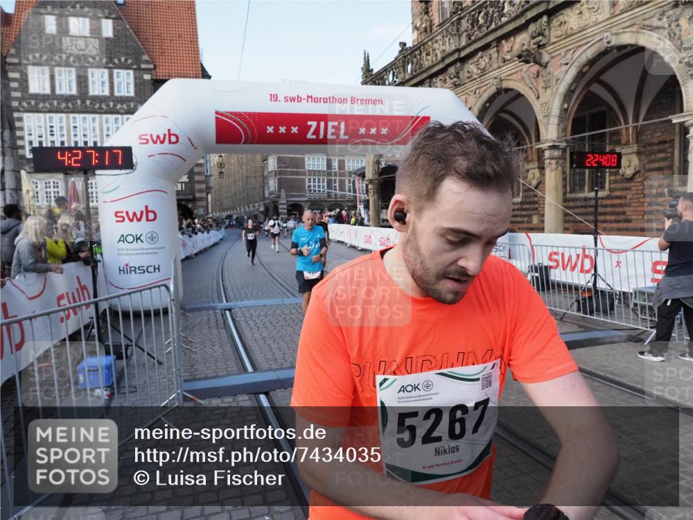 06.10.2024 - 19. swb-Marathon Bremen Luisa Fischer http://msf.ph/oto/7434035 06.10.2024 13:57:17 Ziel 168, 461, 1508, 2447, 5267, 5973, 6005, 6311, 6531 meine-sportfotos.de