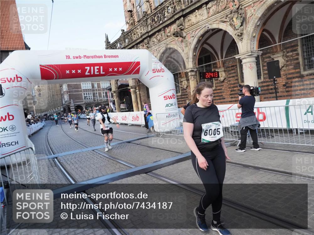06.10.2024 - 19. swb-Marathon Bremen Luisa Fischer http://msf.ph/oto/7434187 06.10.2024 13:57:22 Ziel 168, 461, 1444, 1508, 2230, 3565, 6005, 6869 meine-sportfotos.de
