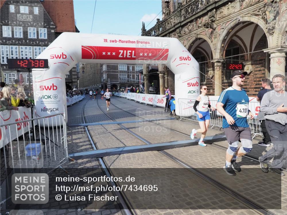 06.10.2024 - 19. swb-Marathon Bremen Luisa Fischer http://msf.ph/oto/7434695 06.10.2024 13:57:38 Ziel 1443, 2853, 3048, 3608, 3966, 4701 meine-sportfotos.de