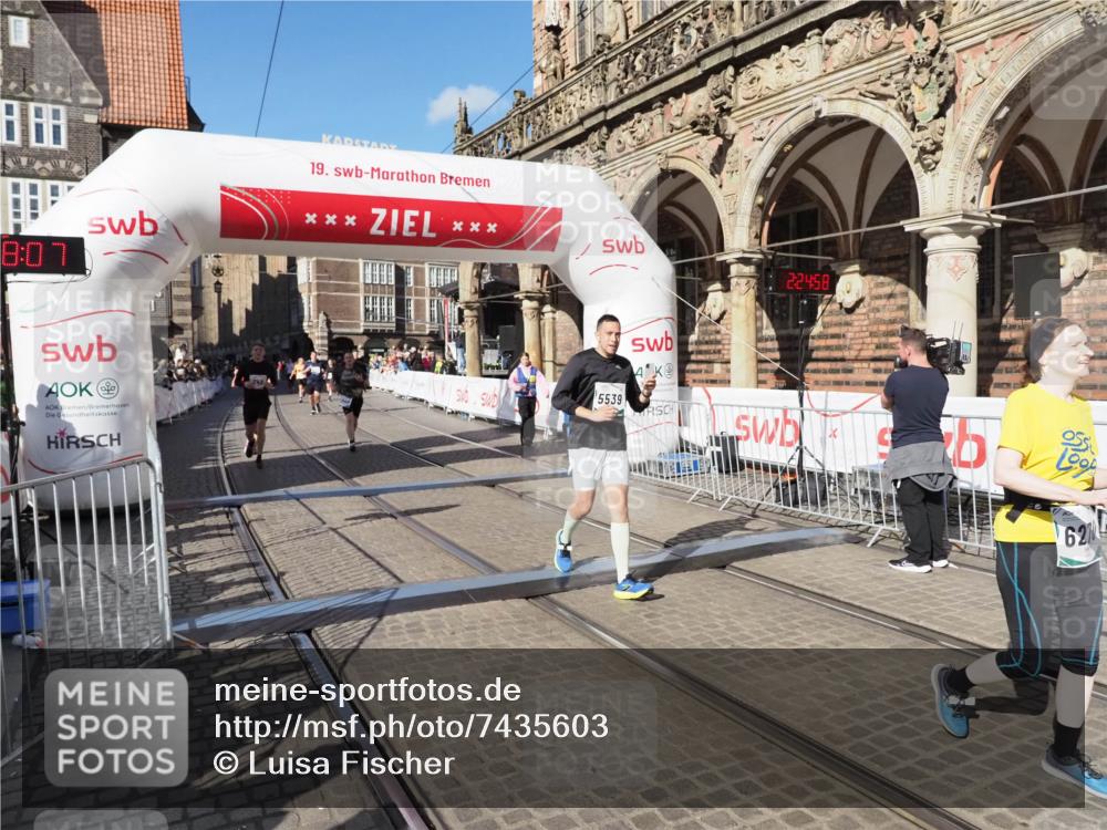 06.10.2024 - 19. swb-Marathon Bremen Luisa Fischer http://msf.ph/oto/7435603 06.10.2024 13:58:07 Ziel 242, 1428, 1572, 2451, 2897, 3552, 3840, 5539, 5934, 6270 meine-sportfotos.de