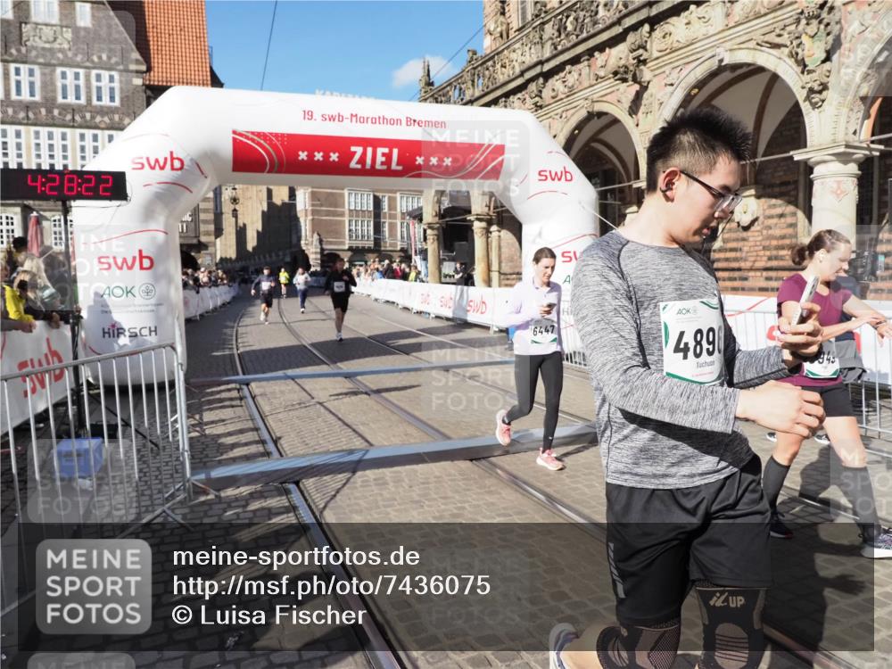 06.10.2024 - 19. swb-Marathon Bremen Luisa Fischer http://msf.ph/oto/7436075 06.10.2024 13:58:22 Ziel 472, 1414, 3489, 4896, 5758, 5949, 6447 meine-sportfotos.de