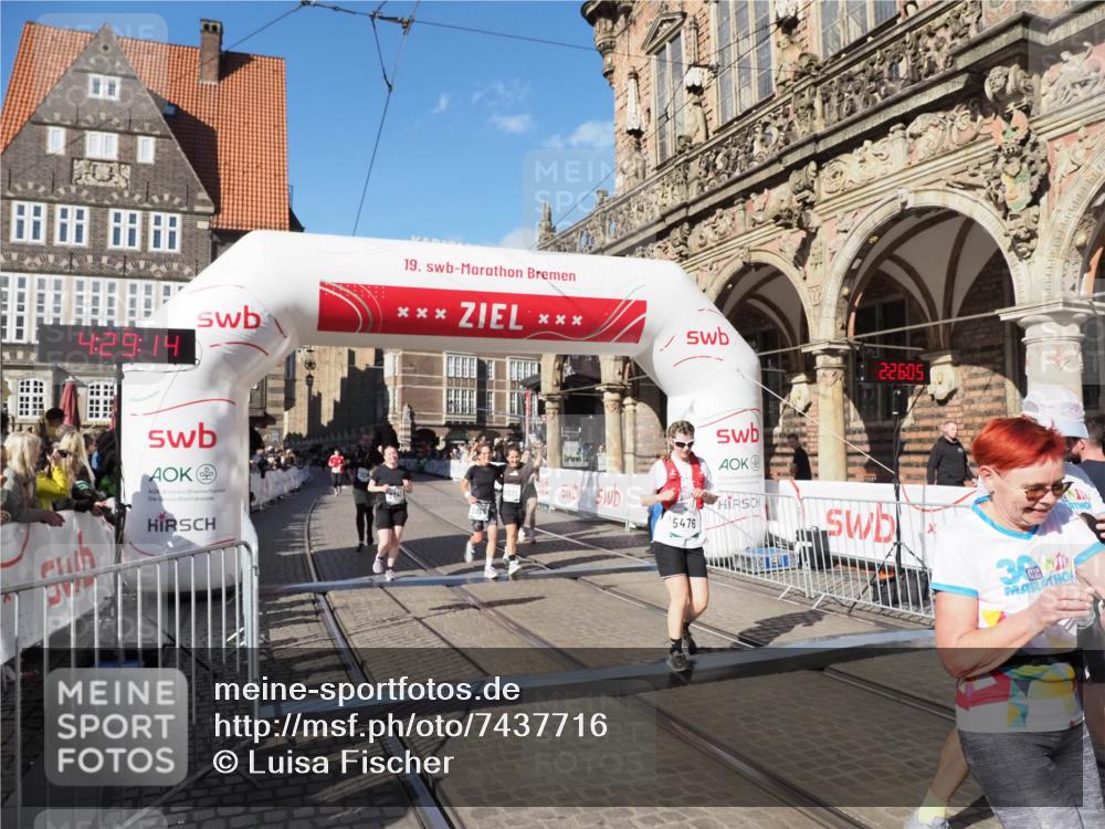 06.10.2024 - 19. swb-Marathon Bremen Luisa Fischer http://msf.ph/oto/7437716 06.10.2024 13:59:14 Ziel 706, 2365, 2641, 2823, 3216, 3808, 3809, 5031, 5476, 6554 meine-sportfotos.de