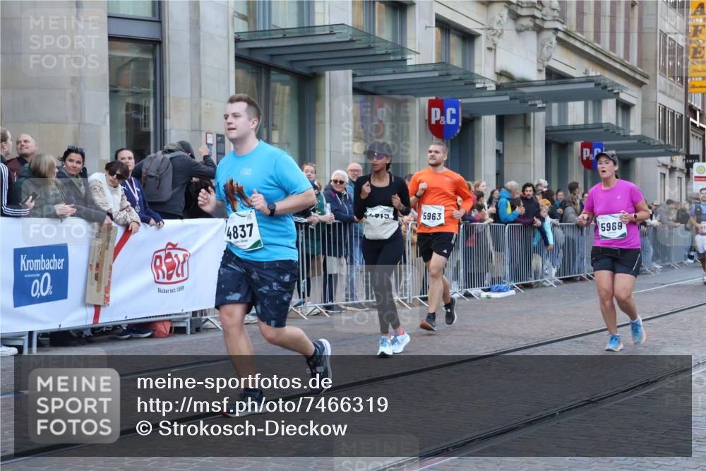 06.10.2024 - 19. swb-Marathon Bremen Strokosch-Dieckow http://msf.ph/oto/7466319 06.10.2024 13:56:17 Laufen 611, 733, 1119, 1176, 1364, 2173, 2178, 2721, 2757, 2994, 4313, 4373, 4474, 4521, 4527, 4837, 5412, 5413, 5500, 5735, 5903, 5963, 5969, 6159 meine-sportfotos.de