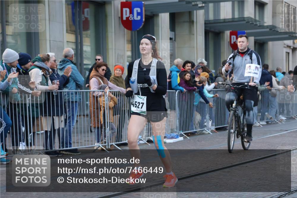 06.10.2024 - 19. swb-Marathon Bremen Strokosch-Dieckow http://msf.ph/oto/7466449 06.10.2024 13:56:46 Laufen 168, 461, 611, 1176, 1443, 1444, 1508, 2173, 2230, 2447, 2853, 3035, 3048, 3498, 3565, 3966, 4527, 4701, 4737, 5267, 5413, 5973, 6005, 6159, 6311, 6531, 6869 meine-sportfotos.de
