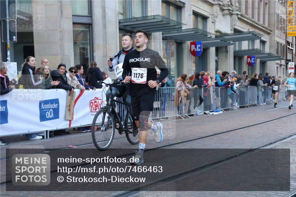 06.10.2024 - 19. swb-Marathon Bremen Strokosch-Dieckow http://msf.ph/oto/7466463 06.10.2024 13:56:49 Laufen 168, 461, 611, 1176, 1443, 1444, 1508, 2173, 2230, 2447, 2853, 3035, 3048, 3498, 3565, 3966, 4527, 4701, 4737, 5267, 5413, 5973, 6005, 6159, 6311, 6531, 6869 meine-sportfotos.de
