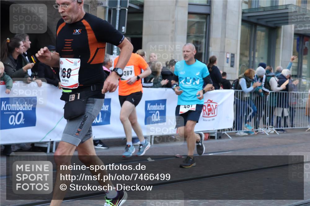 06.10.2024 - 19. swb-Marathon Bremen Strokosch-Dieckow http://msf.ph/oto/7466499 06.10.2024 13:56:57 Laufen 168, 461, 1176, 1443, 1444, 1508, 2230, 2447, 2635, 2853, 3035, 3048, 3498, 3565, 3608, 3966, 4248, 4701, 4737, 5267, 5973, 6005, 6311, 6531, 6869 meine-sportfotos.de