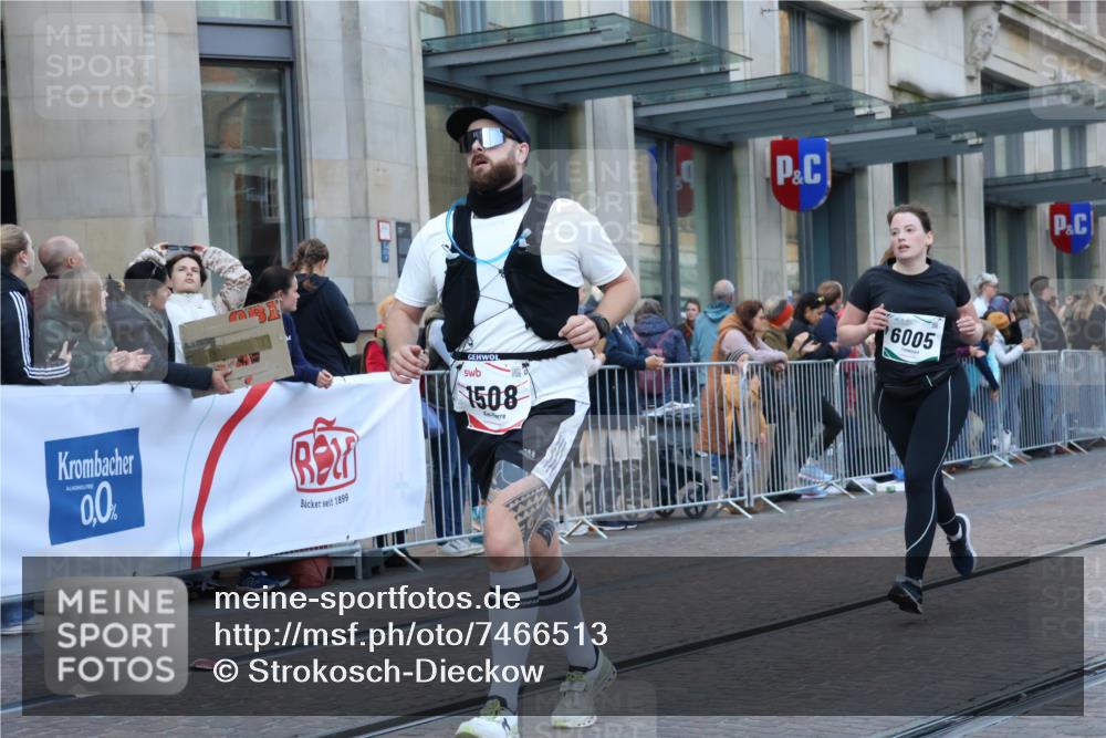06.10.2024 - 19. swb-Marathon Bremen Strokosch-Dieckow http://msf.ph/oto/7466513 06.10.2024 13:57:04 Laufen 107, 168, 461, 479, 1410, 1443, 1444, 1508, 2230, 2635, 2853, 3035, 3048, 3498, 3565, 3608, 3966, 4248, 4701, 4737, 5267, 5485, 6005, 6869, 6883 meine-sportfotos.de