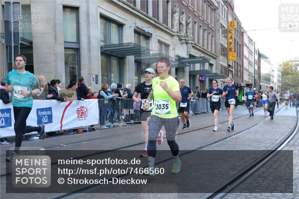 06.10.2024 - 19. swb-Marathon Bremen Strokosch-Dieckow http://msf.ph/oto/7466560 06.10.2024 13:57:13 Laufen 107, 479, 1410, 1428, 1443, 1444, 1572, 1639, 2230, 2413, 2635, 2853, 3035, 3043, 3048, 3498, 3565, 3608, 3966, 4028, 4248, 4597, 4601, 4701, 4737, 5358, 5485, 6270, 6869, 6883 meine-sportfotos.de