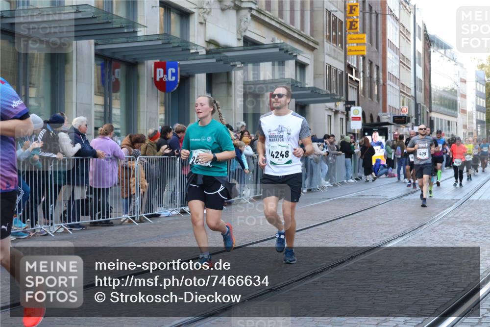 06.10.2024 - 19. swb-Marathon Bremen Strokosch-Dieckow http://msf.ph/oto/7466634 06.10.2024 13:57:26 Laufen 107, 242, 479, 1410, 1428, 1443, 1572, 1639, 2413, 2451, 2452, 2635, 2897, 3043, 3552, 3608, 3840, 4011, 4028, 4248, 4597, 4601, 5358, 5485, 5539, 5934, 6270, 6883 meine-sportfotos.de