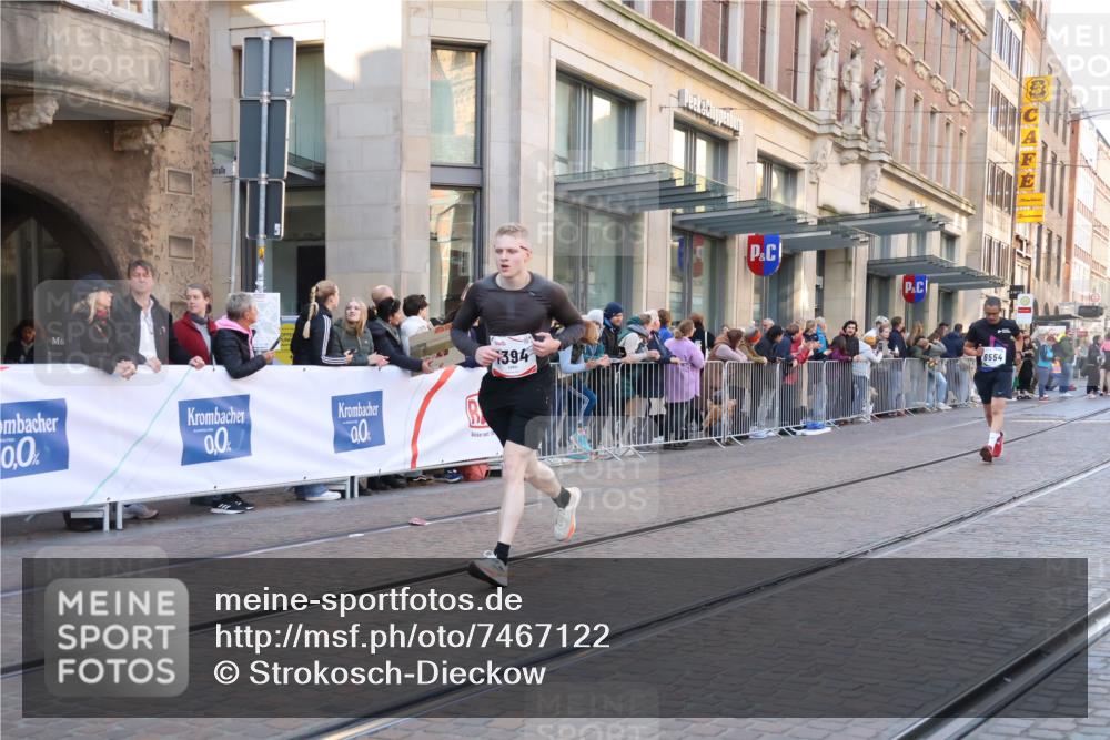 06.10.2024 - 19. swb-Marathon Bremen Strokosch-Dieckow http://msf.ph/oto/7467122 06.10.2024 13:58:44 Laufen 188, 706, 1394, 1559, 1595, 2038, 2365, 2434, 2641, 2823, 2919, 3216, 3808, 3809, 4423, 4762, 5031, 5476, 6554, 6669 meine-sportfotos.de