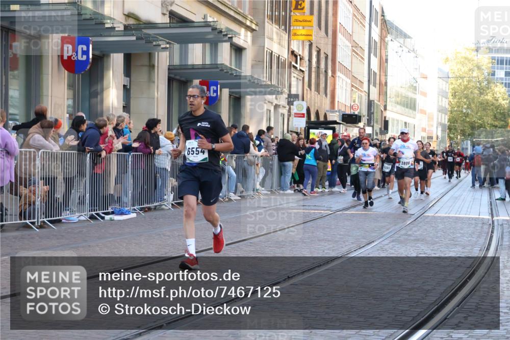 06.10.2024 - 19. swb-Marathon Bremen Strokosch-Dieckow http://msf.ph/oto/7467125 06.10.2024 13:58:45 Laufen 188, 706, 1394, 1559, 1595, 2038, 2365, 2434, 2641, 2823, 2919, 3216, 3808, 3809, 4423, 4762, 5031, 5476, 6554, 6669 meine-sportfotos.de