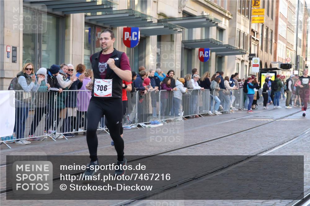 06.10.2024 - 19. swb-Marathon Bremen Strokosch-Dieckow http://msf.ph/oto/7467216 06.10.2024 13:58:59 Laufen 188, 507, 706, 2365, 2434, 2641, 2823, 2919, 3075, 3161, 3216, 3481, 3808, 3809, 3919, 4423, 4762, 4816, 5031, 5476, 5741, 5968, 6177, 6193, 6203, 6669 meine-sportfotos.de