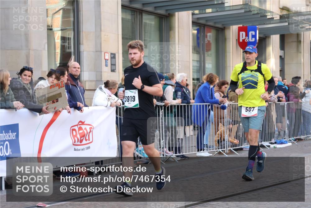06.10.2024 - 19. swb-Marathon Bremen Strokosch-Dieckow http://msf.ph/oto/7467354 06.10.2024 13:59:23 Laufen 80, 116, 406, 507, 811, 911, 1061, 1282, 1386, 1395, 2068, 2327, 2434, 3034, 3075, 3088, 3119, 3161, 3276, 3481, 3919, 4616, 4816, 4913, 4937, 5064, 5125, 5495, 5741, 5776, 5787, 5968, 6177, 6193, 6203, 6669, 6790, 6821, 6898 meine-sportfotos.de